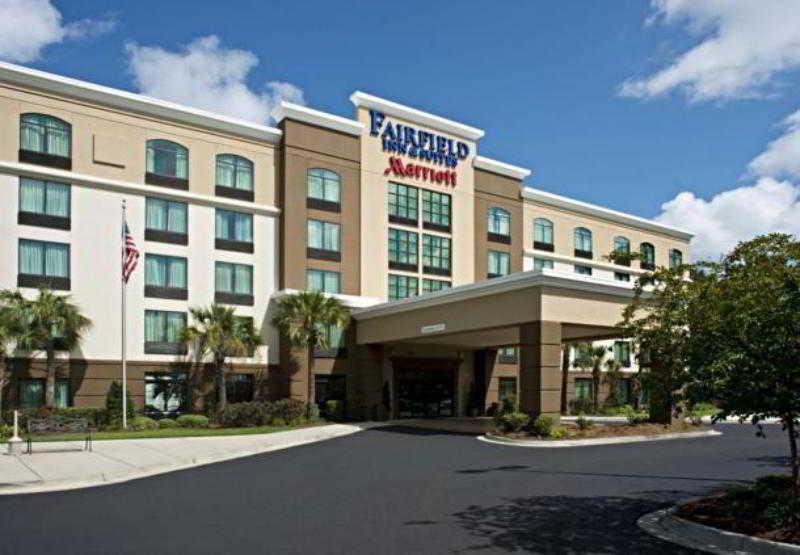Fairfield Inn & Suites By Marriott ולדוסטה מראה חיצוני תמונה