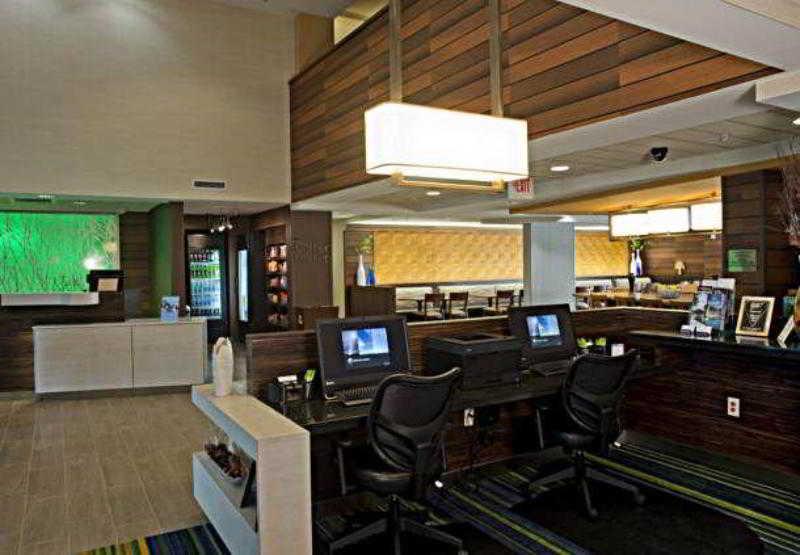 Fairfield Inn & Suites By Marriott ולדוסטה מראה חיצוני תמונה