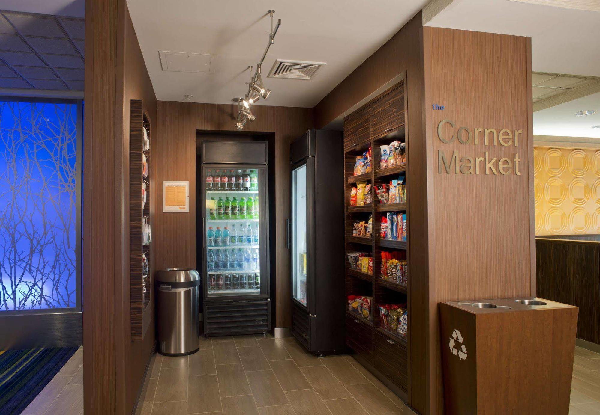 Fairfield Inn & Suites By Marriott ולדוסטה מראה חיצוני תמונה